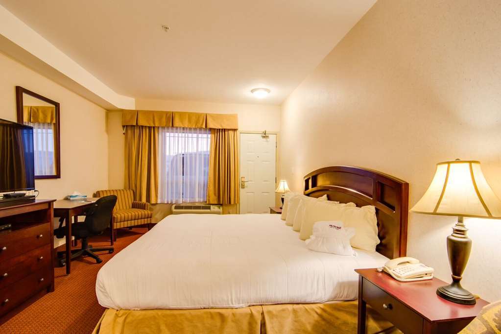 Peavine Inn & Suites High Prairie Номер фото